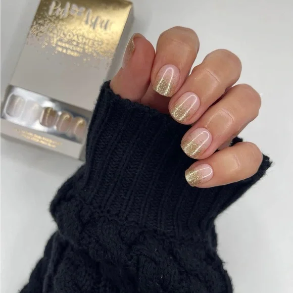 Red Aspen Nail Dashes - Bonnie Pops The Bubbly -  Press-On Nails - Picture 4 of 5